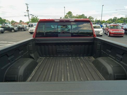 Used 2019 Chevrolet Silverado 1500 High Country w/ Technology Package AWD/4WD image 11