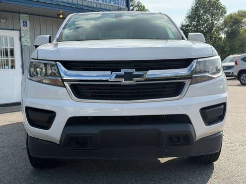 Used 2020 Chevrolet Colorado W/T w/ WT Convenience Package AWD/4WD image 2