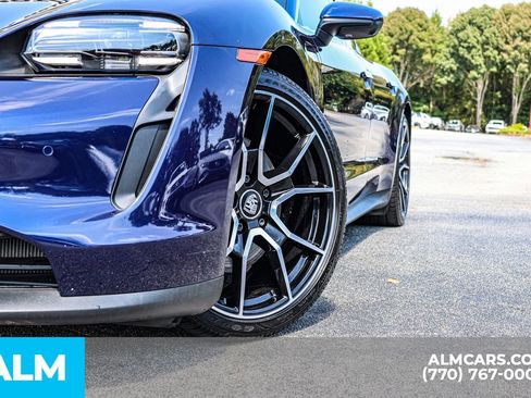 Used 2022 Porsche Taycan 4S image 17