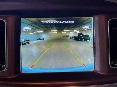 Used 2022 Dodge Charger Scat Pack RWD image 13