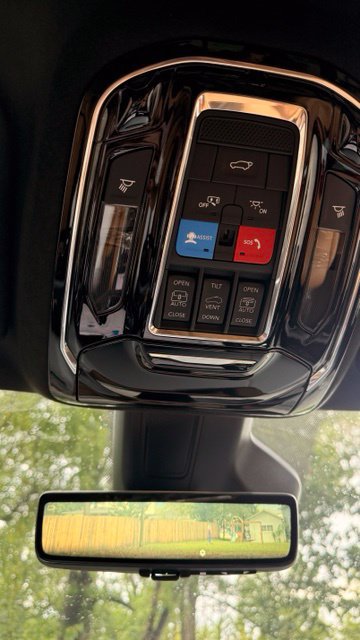 Used 2026 Jeep Grand Wagoneer Summit AWD/4WD image 24