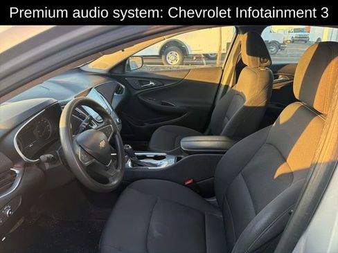 Used 2020 Chevrolet Malibu LT image 13