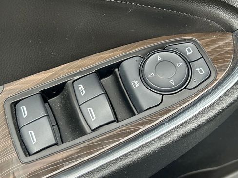 Used 2022 Chevrolet Malibu Premier FWD image 7