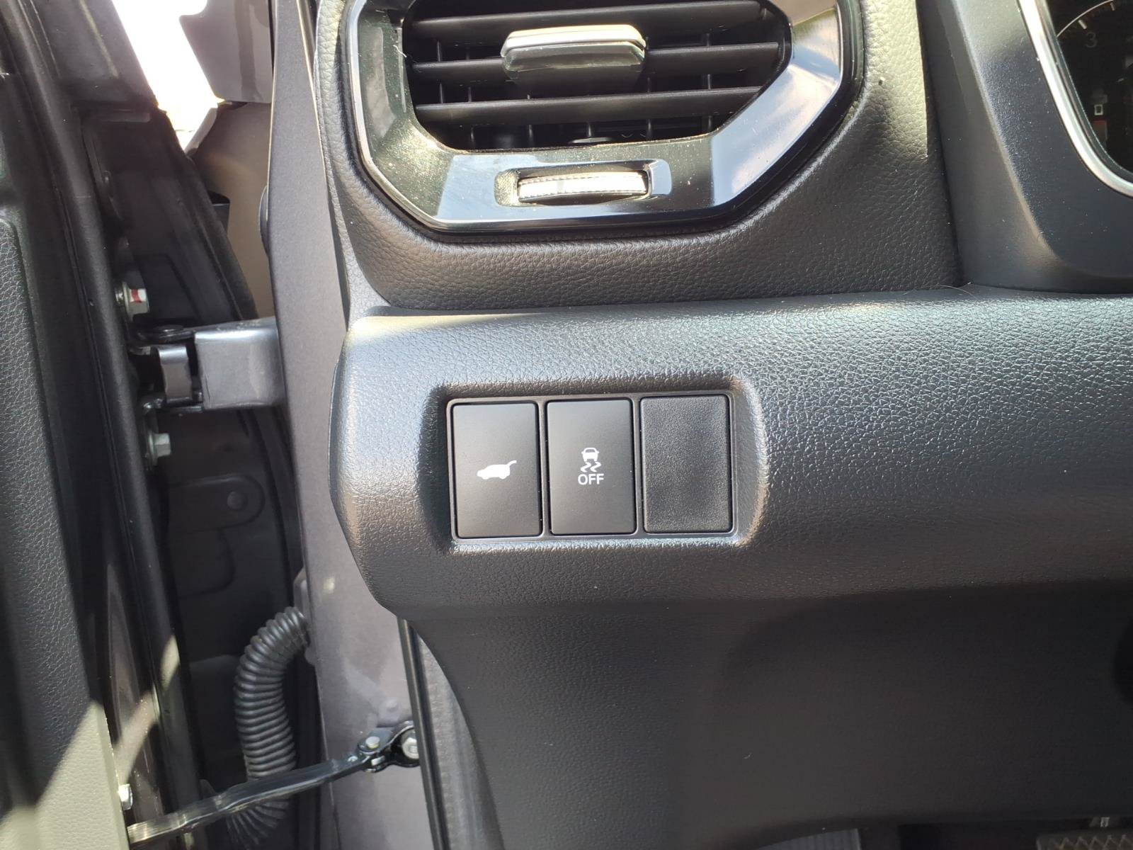 Certified 2024 Honda Pilot Touring image 16
