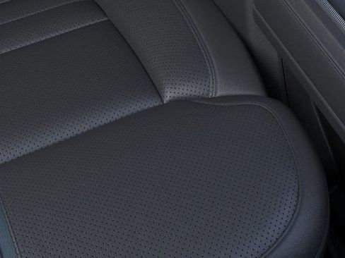 New 2026 Ford F250 Platinum w/ Tremor Off-Road Package image 19