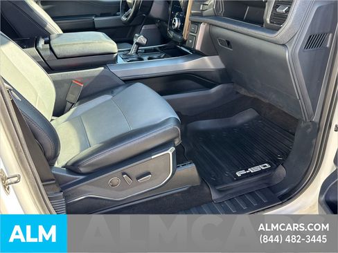 Used 2022 Ford F150 Lightning Lariat image 16