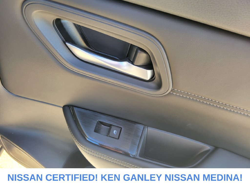 Certified 2024 Nissan Rogue SV w/ SV Premium Package AWD/4WD image 50