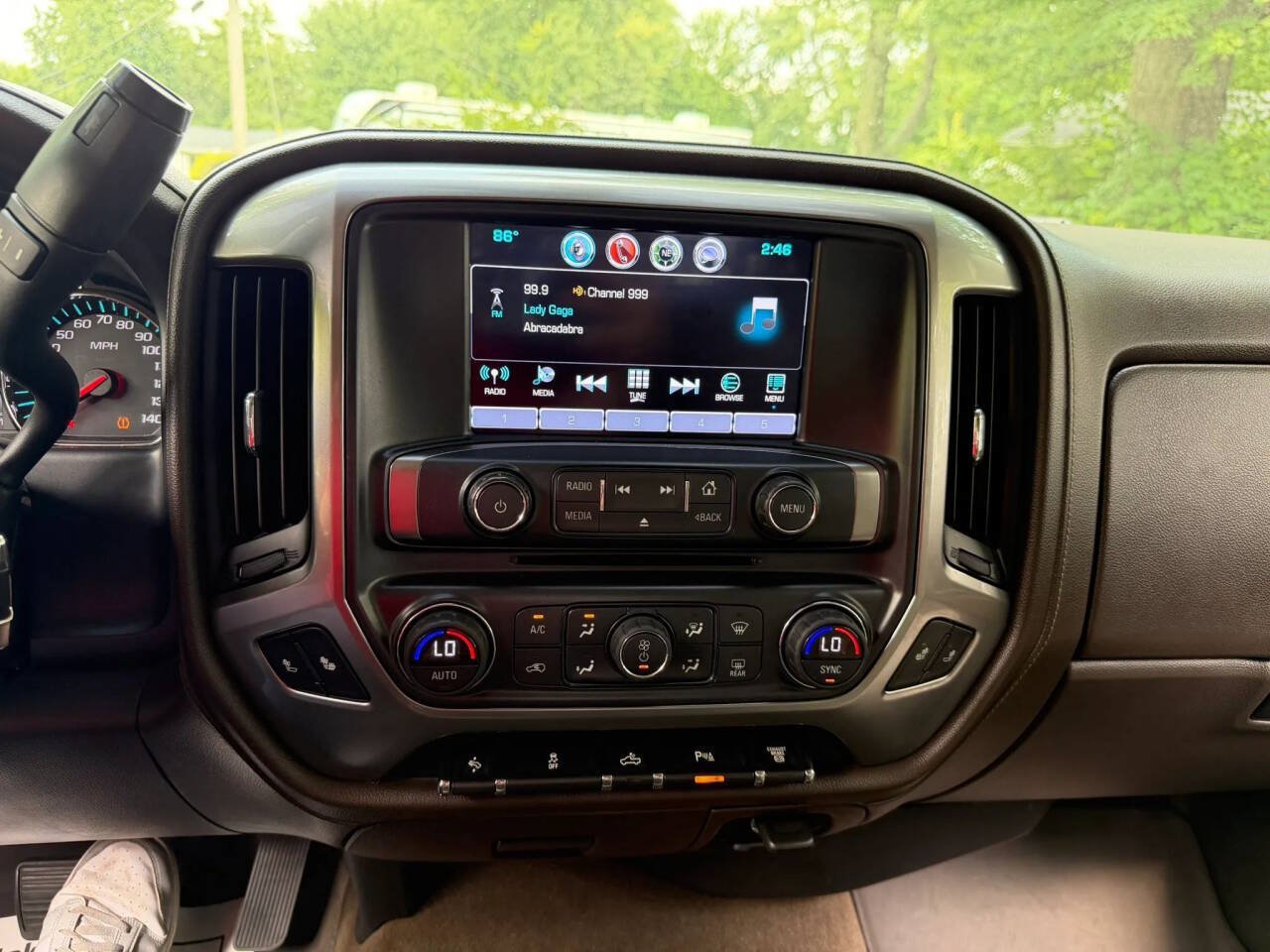 Used 2017 Chevrolet Silverado 2500 LTZ w/ Duramax Plus Package AWD/4WD image 30