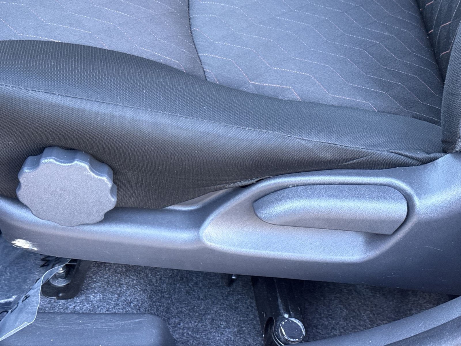 Used 2024 Mitsubishi Mirage ES FWD image 18