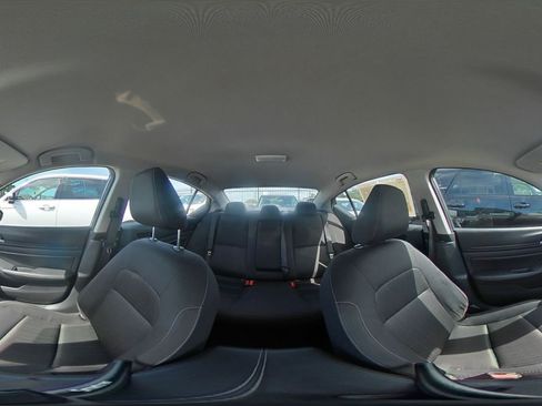 Used 2025 Nissan Altima 2.5 SV image 36