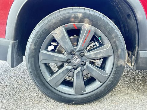 Certified 2023 Honda Pilot Sport image 5
