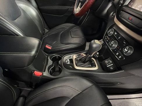Used 2014 Jeep Cherokee Limited FWD image 33