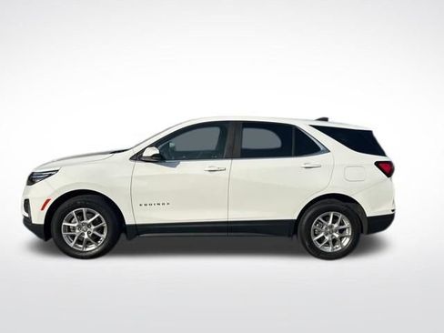 Used 2022 Chevrolet Equinox LT FWD image 2