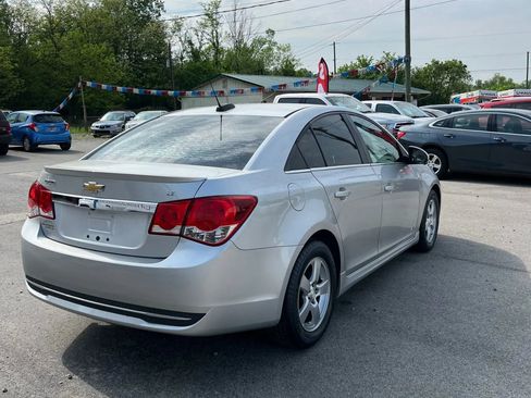 Used 2015 Chevrolet Cruze LT image 3