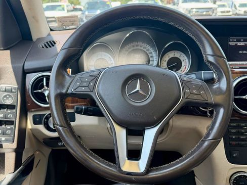 Used 2013 Mercedes-Benz GLK 350 4MATIC image 20