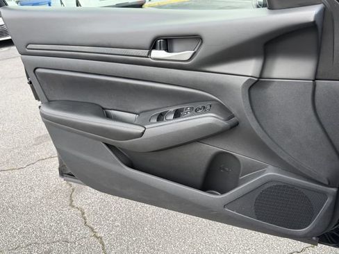 Certified 2024 Nissan Altima 2.5 SV image 16