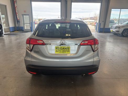 Used 2021 Honda HR-V LX image 4