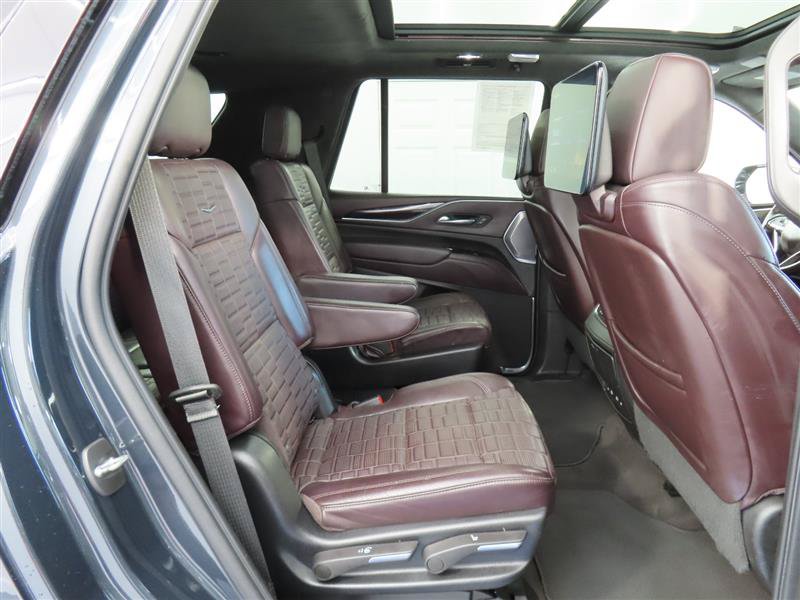 Used 2022 Cadillac Escalade Sport Platinum AWD/4WD image 46
