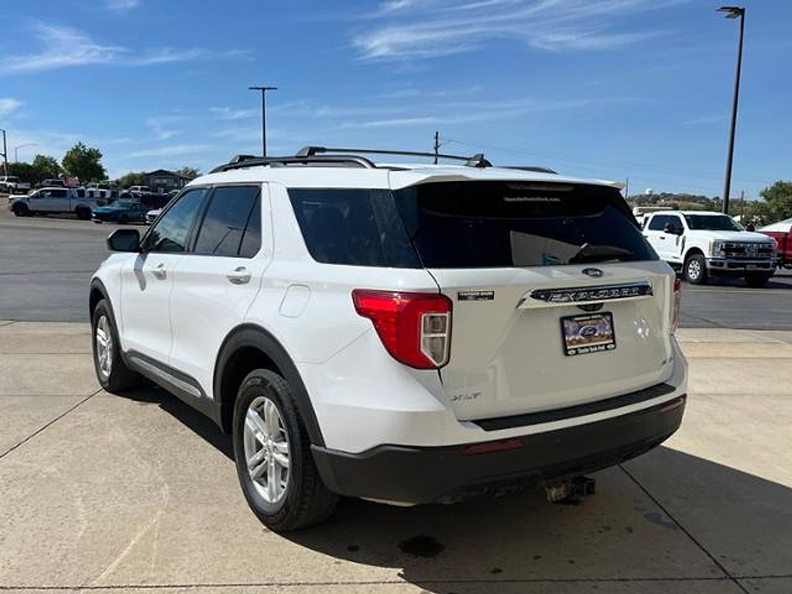 Used 2022 Ford Explorer XLT AWD/4WD image 8