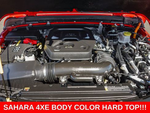 Used 2025 Jeep Wrangler Sahara w/ Safety Group image 22