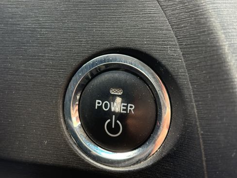 Used 2011 Toyota Prius Three w/ Navigation Pkg image 5