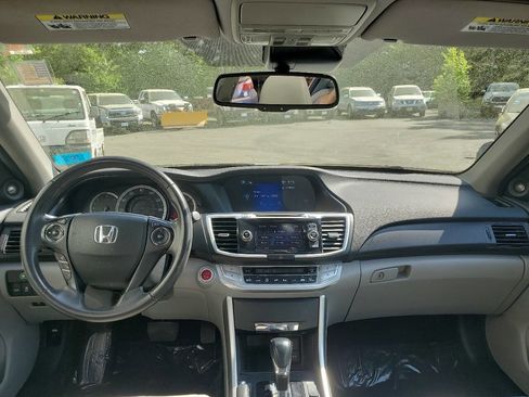 Used 2015 Honda Accord EX-L image 14