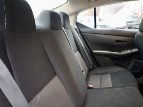 Used 2024 Nissan Sentra SV image 31