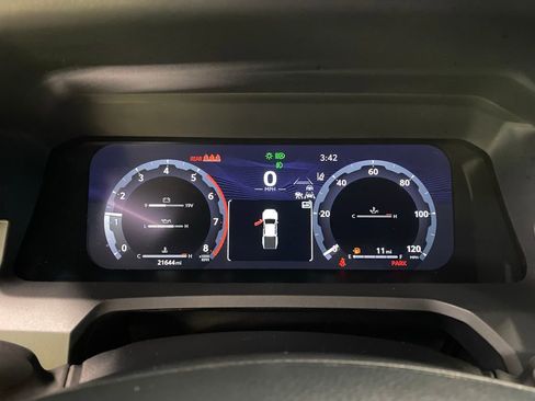 Used 2024 Toyota Tacoma TRD Sport image 26