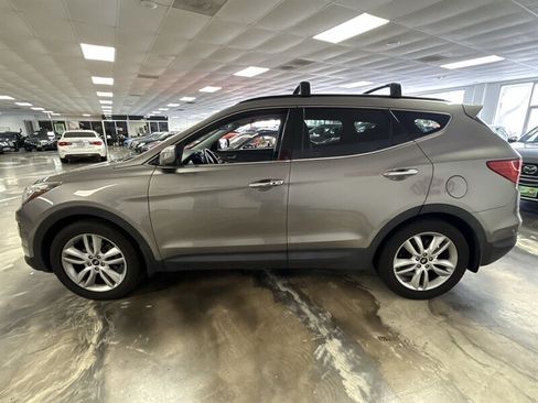 Used 2016 Hyundai Santa Fe Sport 2.0T w/ Option Group 05 AWD/4WD image 4