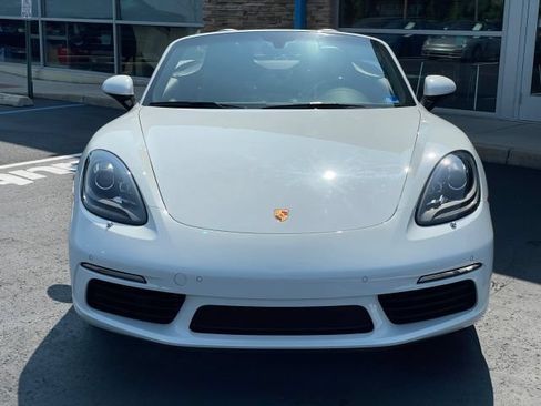 Used 2024 Porsche 718 Boxster S RWD image 10