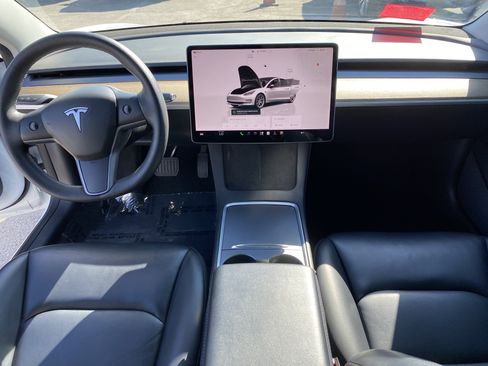 Used 2022 Tesla Model 3 Long Range AWD/4WD image 22