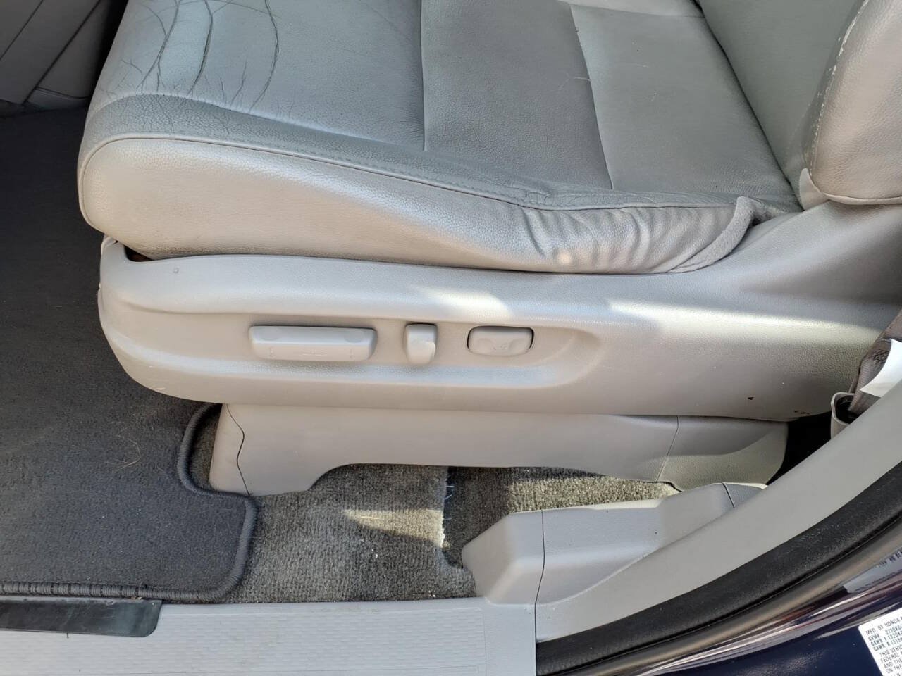 Used 2015 Honda Odyssey EX-L image 15