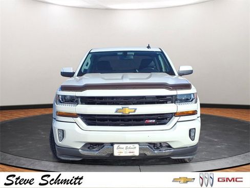 Certified 2018 Chevrolet Silverado 1500 LT w/ All Star Edition image 27