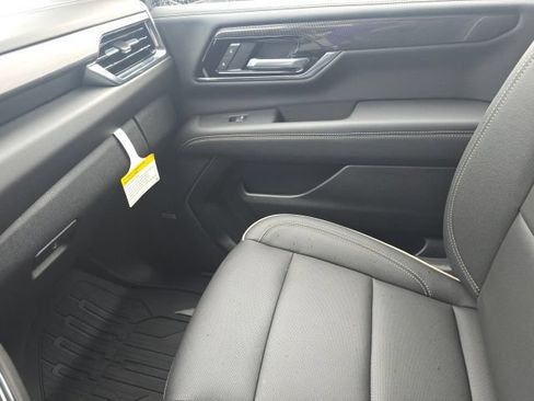 Used 2026 GMC Yukon Elevation w/ LPO, Floor Liner Package AWD/4WD image 32