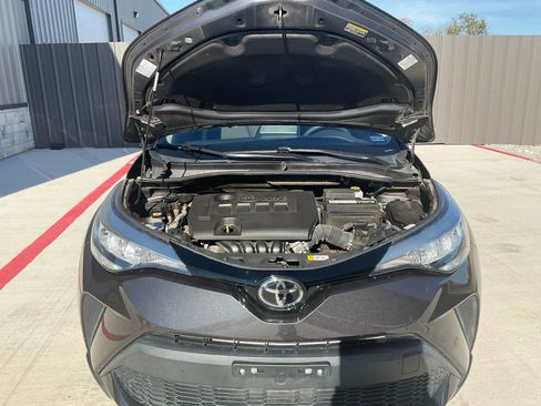 Used 2021 Toyota C-HR LE image 24