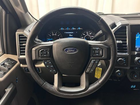 Used 2016 Ford F150 XLT w/ Equipment Group 302A Luxury AWD/4WD image 9
