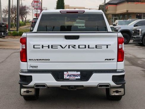 Used 2023 Chevrolet Silverado 1500 RST w/ Z71 Off-Road Package image 4