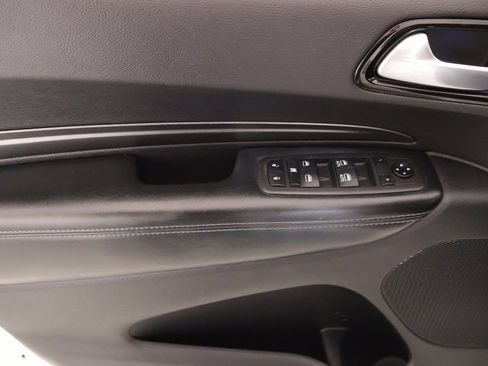 Used 2021 Dodge Durango SXT image 15