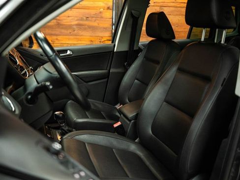 Used 2016 Volkswagen Tiguan SE FWD image 9
