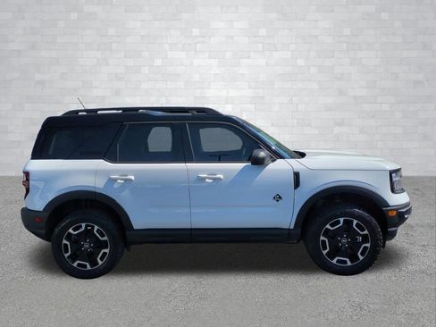 Used 2024 Ford Bronco Sport Outer Banks w/ Tech Package AWD/4WD image 3