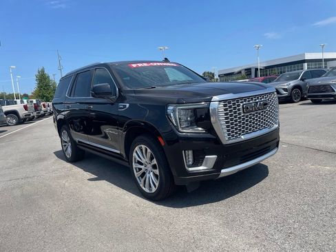 Used 2023 GMC Yukon Denali AWD/4WD image 4