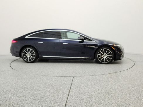 Used 2023 Mercedes-Benz EQS 580 4MATIC Sedan image 4