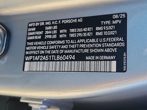 New 2026 Porsche Macan GTS image 21