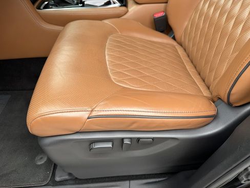 Used 2023 INFINITI QX80 Sensory w/ Cargo Package AWD/4WD image 24