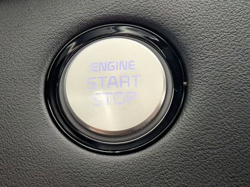 Used 2018 Kia Stinger GT1 image 26