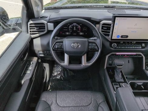 Used 2024 Toyota Tundra Limited AWD/4WD image 16