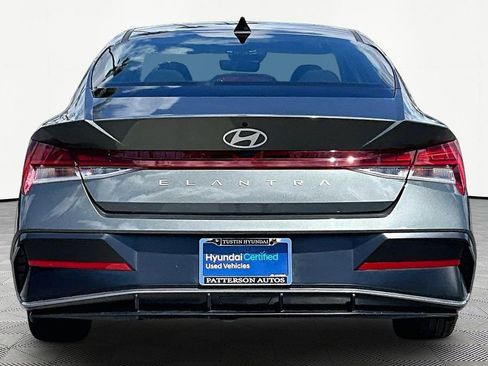 Certified 2025 Hyundai Elantra SEL image 4