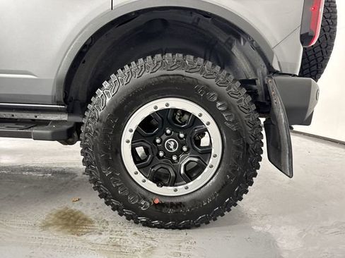 Used 2023 Ford Bronco Outer Banks w/ Sasquatch Package AWD/4WD image 6
