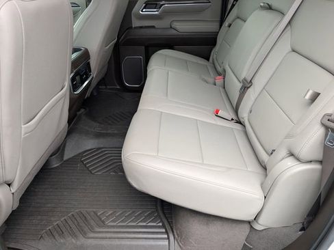 Used 2023 Chevrolet Silverado 1500 LTZ AWD/4WD image 29
