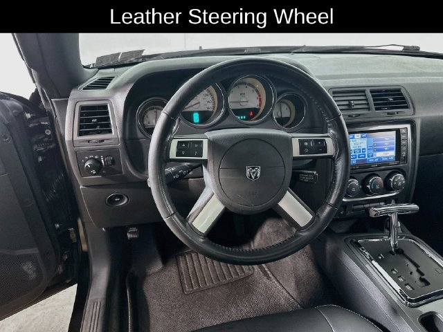Used 2010 Dodge Challenger R/T RWD image 23